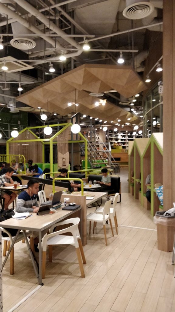 Fast Internet, snacks, and open 24 hours. Digital Nomad central at the top of Maya Mall.